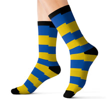 Load image into Gallery viewer, Ukraine Flag Striped Socks
